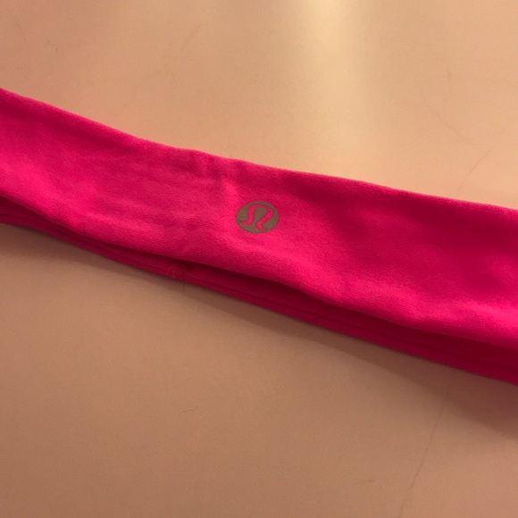 Lululemon “Fly Away Tamer” Headband (SOLD) - Picture 2 of 3